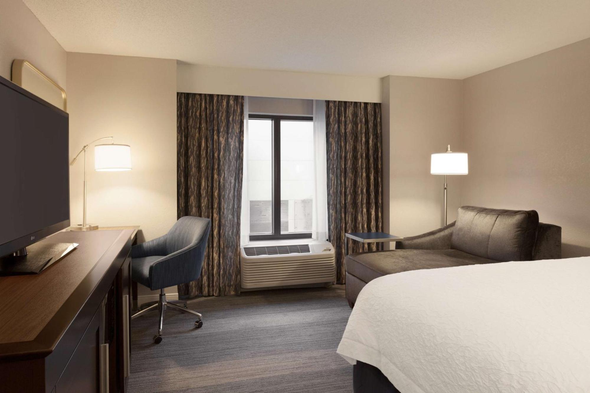 Hampton Inn & Suites Nashville-Downtown Esterno foto