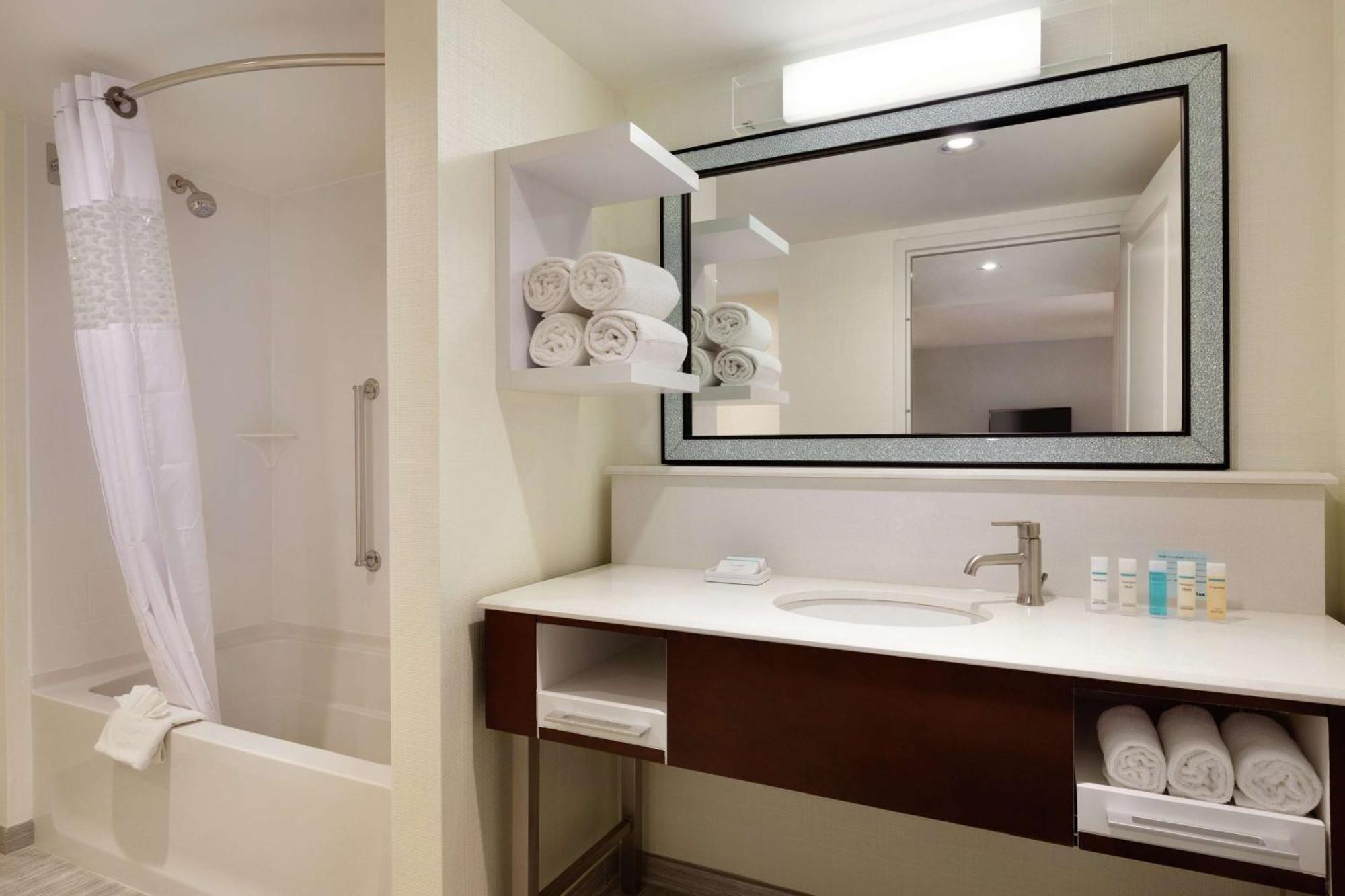 Hampton Inn & Suites Nashville-Downtown Esterno foto